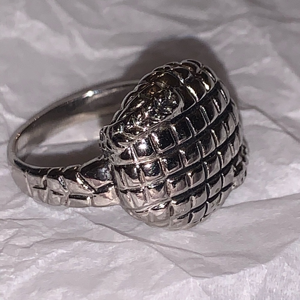 🌸2/$10Adorable silver ring